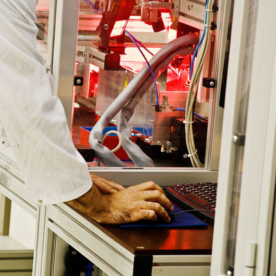 Layanan Lab Pengujian Baterai Sel Lab Pihak Ketiga Menguji FCC Layanan autentikasi pihak ketiga